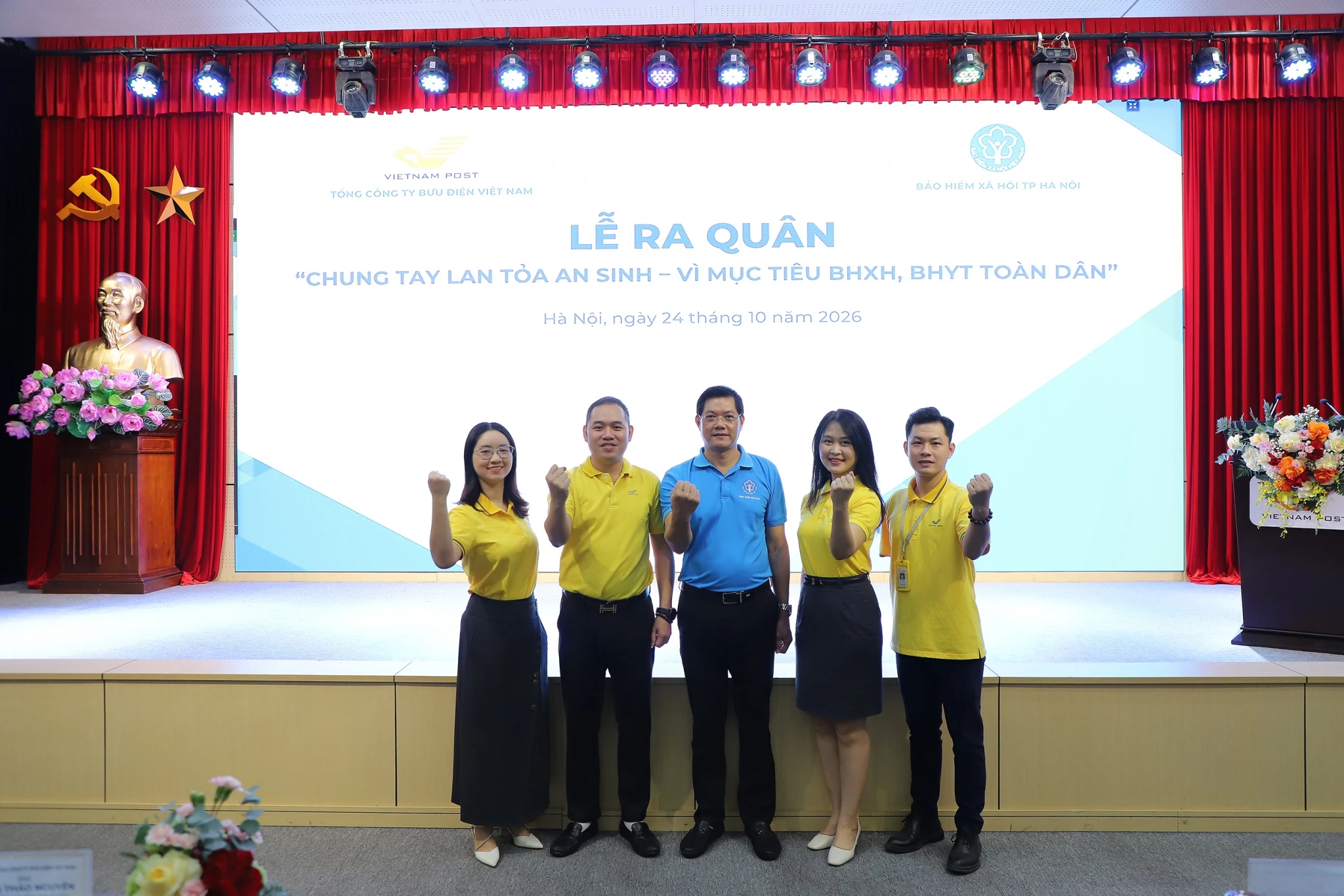 Hà Nội đặt mục tiêu phát triển 6.000 người tham gia bảo hiểm trong ngày đầu ra quân