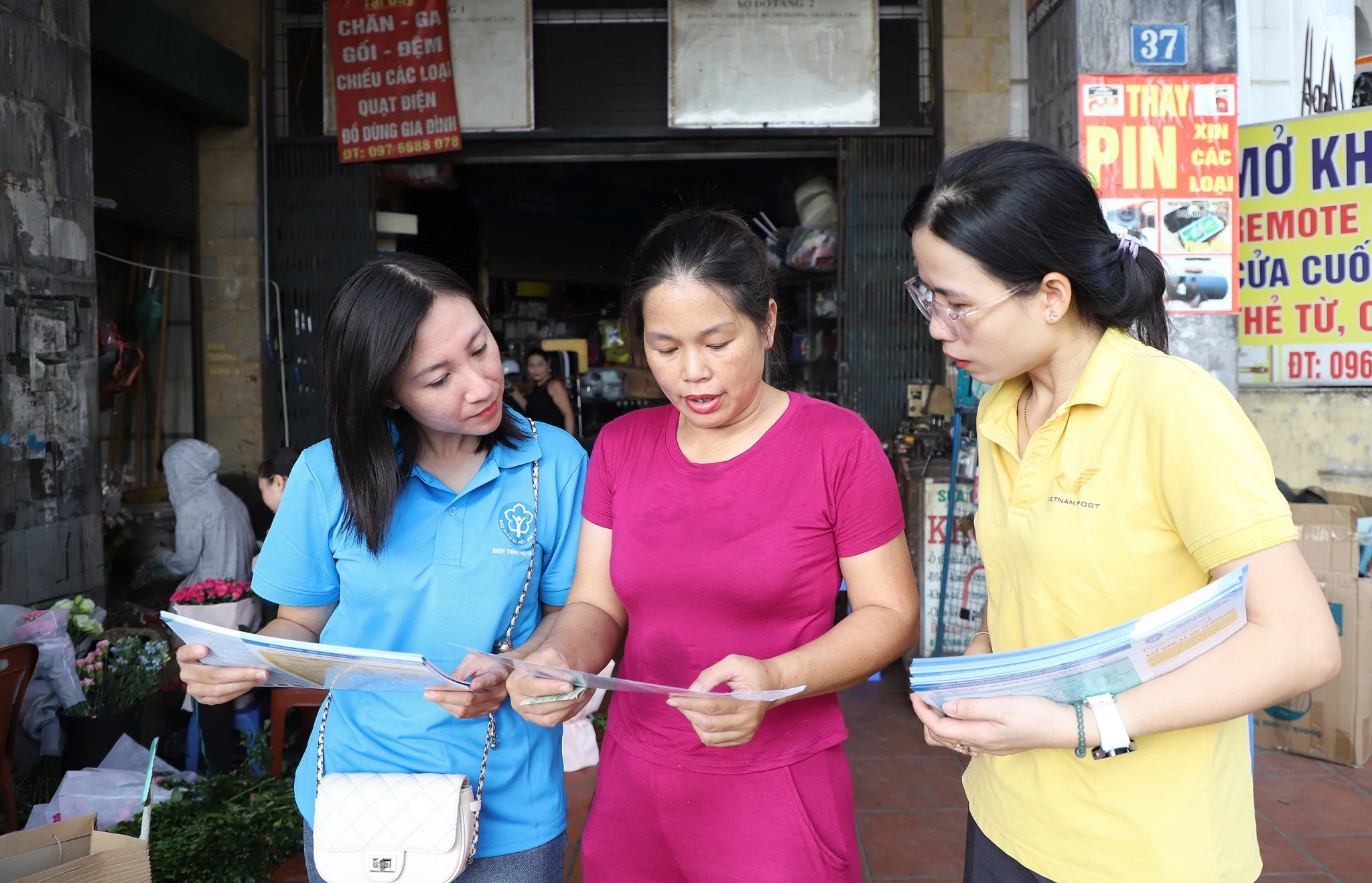 Hà Nội đặt mục tiêu phát triển 6.000 người tham gia bảo hiểm trong ngày đầu ra quân