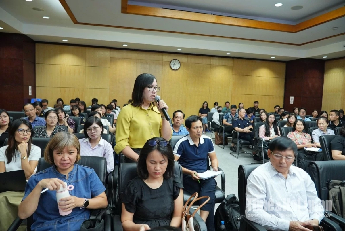 Doanh nghiệp, hiệp hội tham gia góp ý, hoàn thiện dự thảo Nghị định về thủ tục hải quan. Ảnh: Cục Hải quan