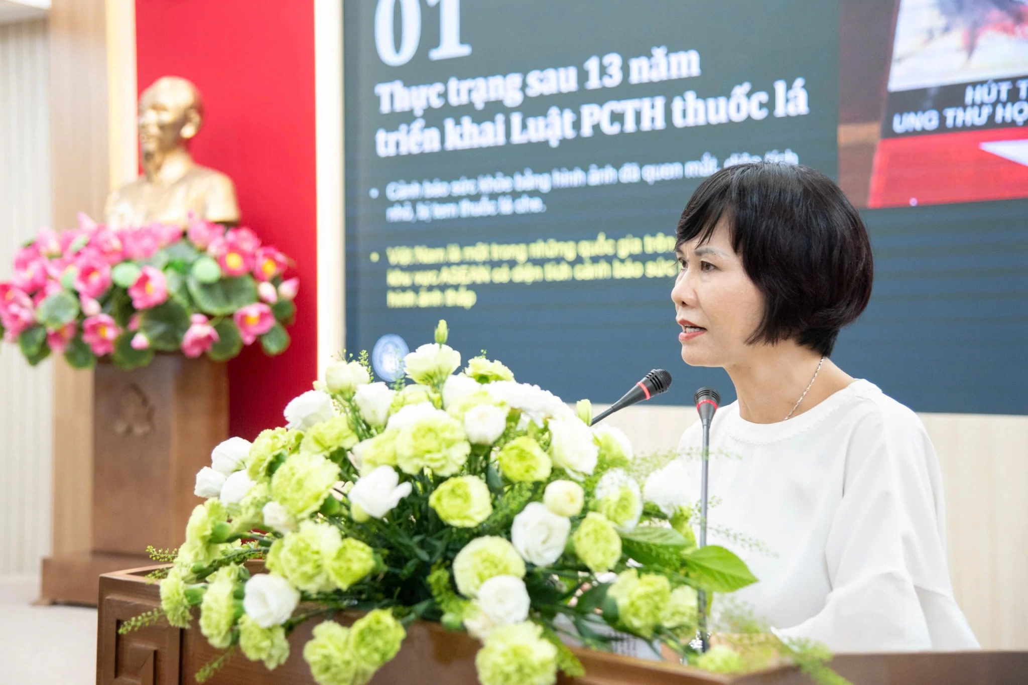 Chặn thuốc lá tiếp cận thế hệ trẻ từ môi trường số đến điểm bán