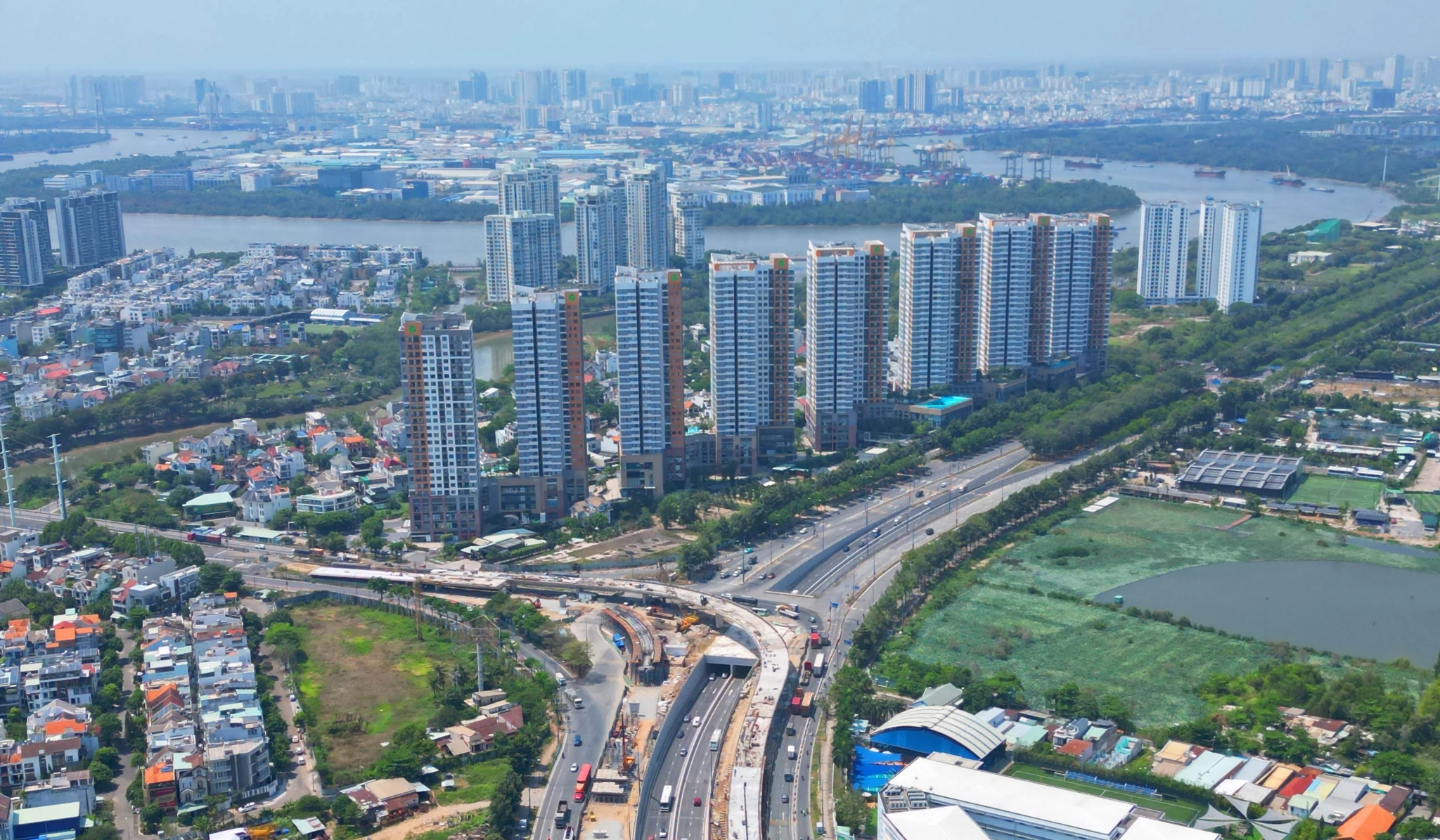 Bài 3: Khơi thông nguồn lực - Đồng vốn phải tạo ra giá trị Bài 3: Khơi thông nguồn lực - Đồng vốn phải tạo ra giá trị