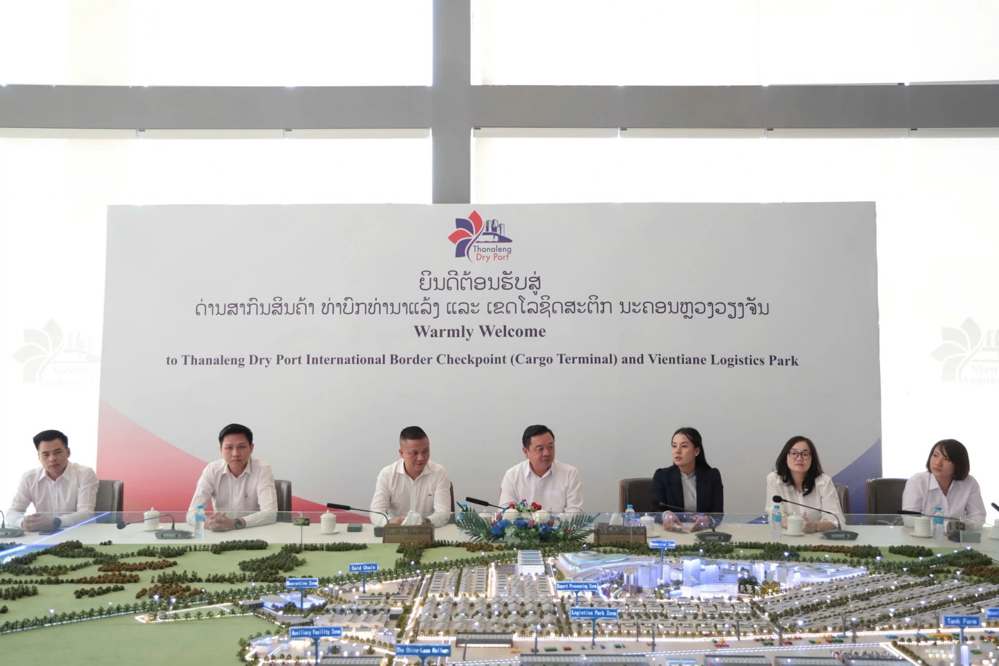 Tuổi trẻ Bộ Tài chính Việt Nam - Lào tăng cường giao lưu, kết nối hợp tác Tuổi trẻ Bộ Tài chính Việt Nam - Lào tăng cường giao lưu, kết nối hợp tác