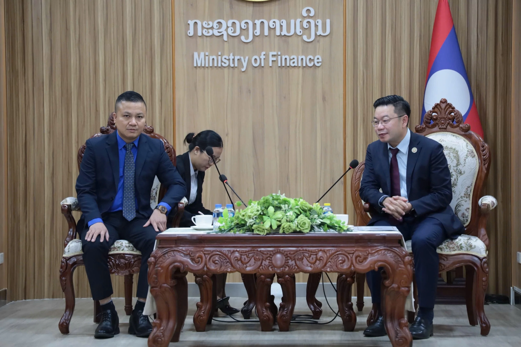 Tuổi trẻ Bộ Tài chính Việt Nam - Lào ký kết hợp tác, tăng cường kết nối chuyển đổi số Tuổi trẻ Bộ Tài chính Việt Nam - Lào ký kết hợp tác, tăng cường kết nối chuyển đổi số