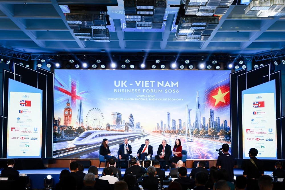 27 năm đồng hành cùng tăng trưởng kinh tế và bảo vệ thành quả tài chính của khách hàng 27 năm đồng hành cùng tăng trưởng kinh tế và bảo vệ thành quả tài chính của khách hàng