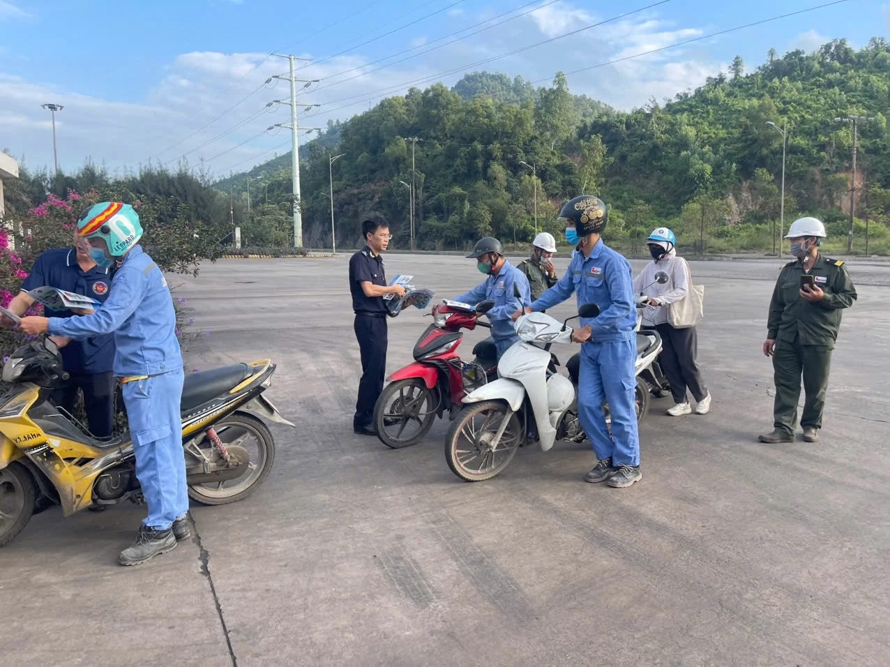 Hải quan khu vực X tuyên truyền phòng chống ma túy ở các cửa khẩu