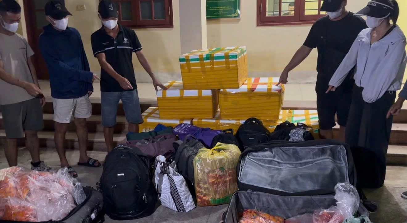 Lào Cai: Triệt phá đường dây vận chuyển gần 700 kg trứng gà non
