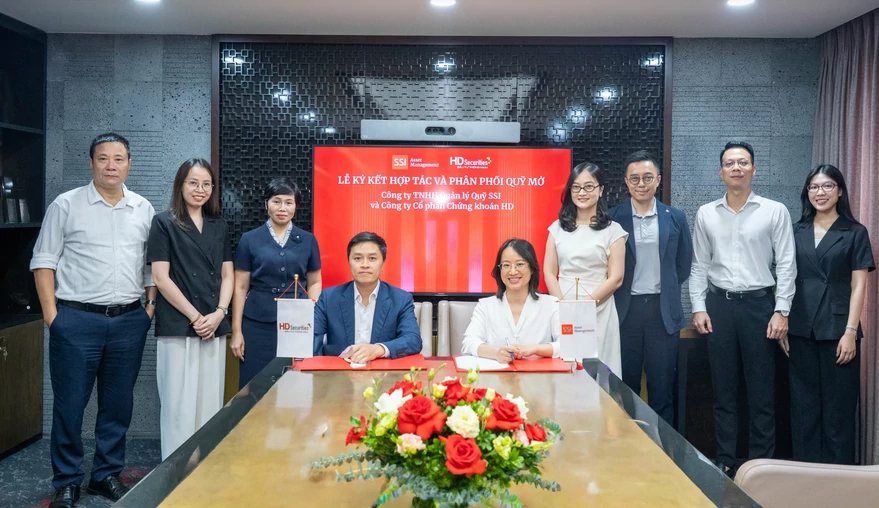 Ngành chứng khoán đổi trụ cột lợi nhuận: Môi giới hụt hơi, margin và ngân hàng đầu tư lên ngôi