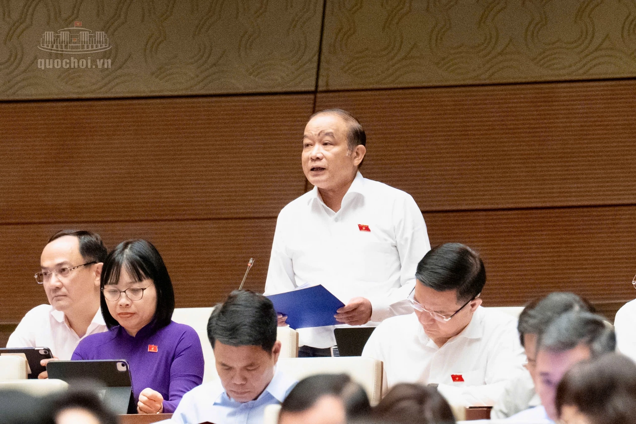 Chất lượng thể chế quyết định khả năng chuyển hóa tiềm năng thành tăng trưởng Chất lượng thể chế quyết định khả năng chuyển hóa tiềm năng thành tăng trưởng