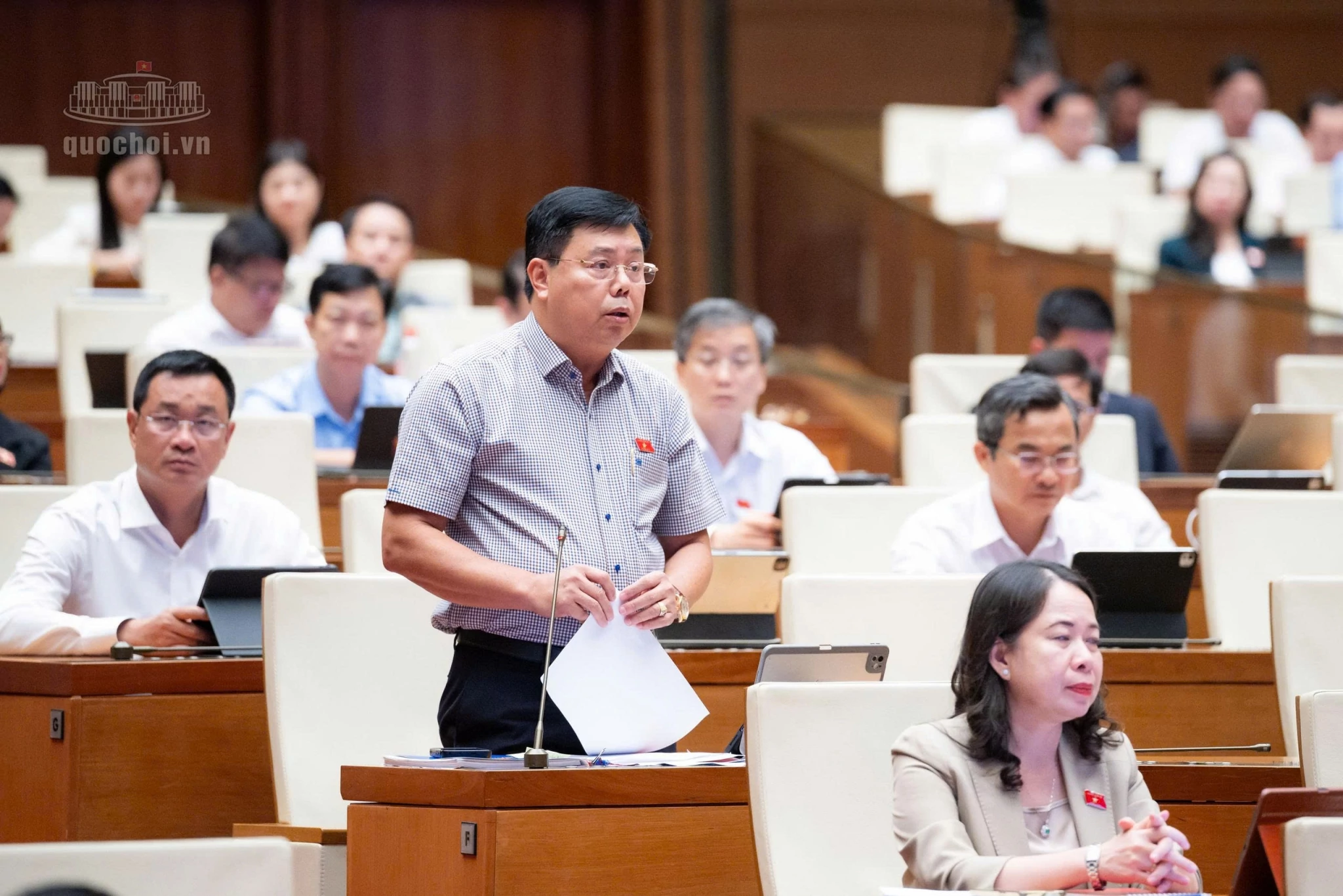 Bộ trưởng Bộ Nội vụ: Sẽ khắc phục bất cập tiền lương, phụ cấp của viên chức cấp xã