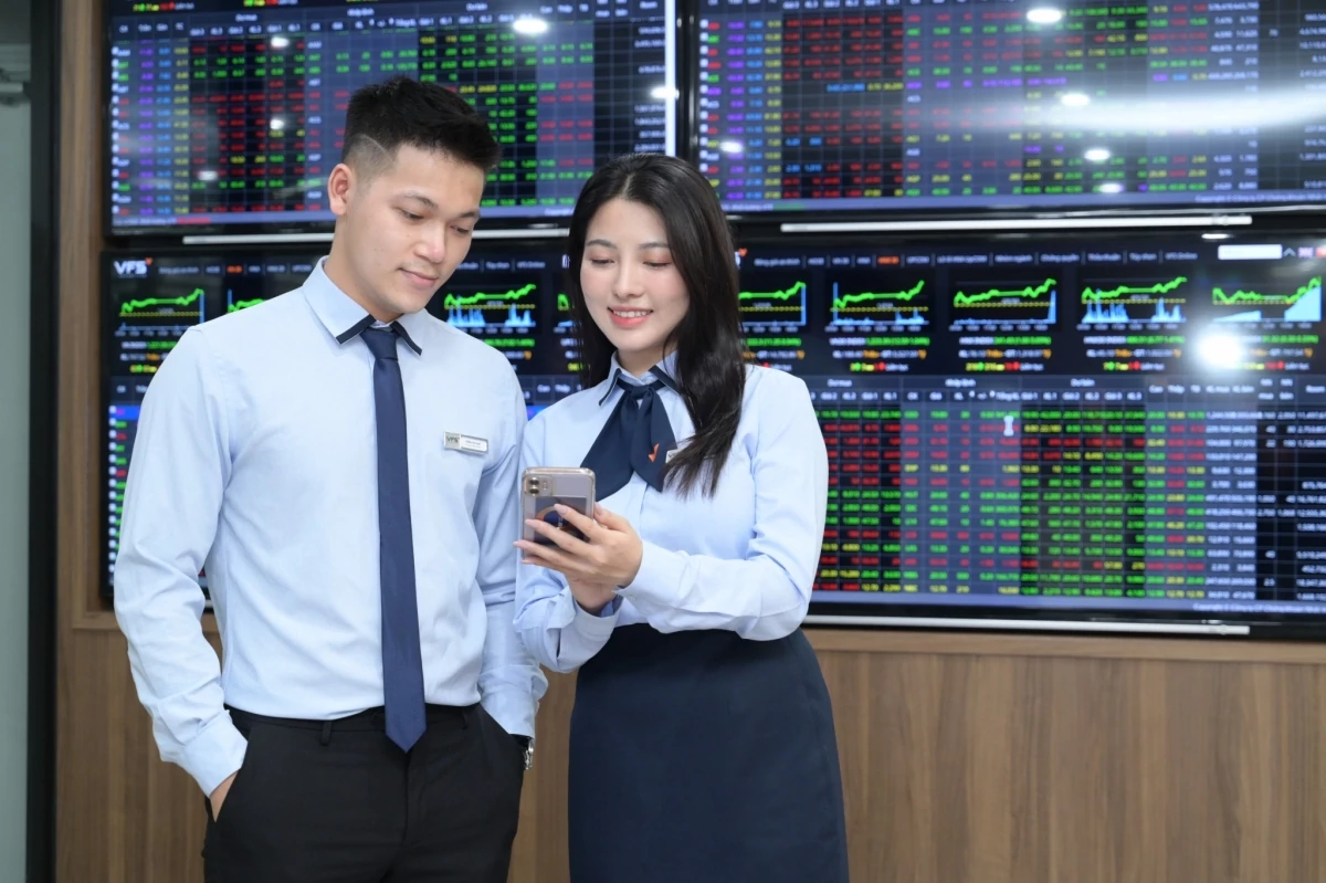 Kết quả kinh doanh quý III tạo điểm tựa cho thị trường chứng khoán Kết quả kinh doanh quý III tạo điểm tựa cho thị trường chứng khoán