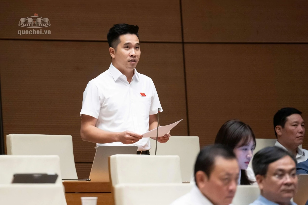Thống đốc Ngân hàng Nhà nước: Không thể có hai bảng cân đối, một để nộp thuế, một để vay vốn Thống đốc Ngân hàng Nhà nước: Không thể có hai bảng cân đối, một để nộp thuế, một để vay vốn