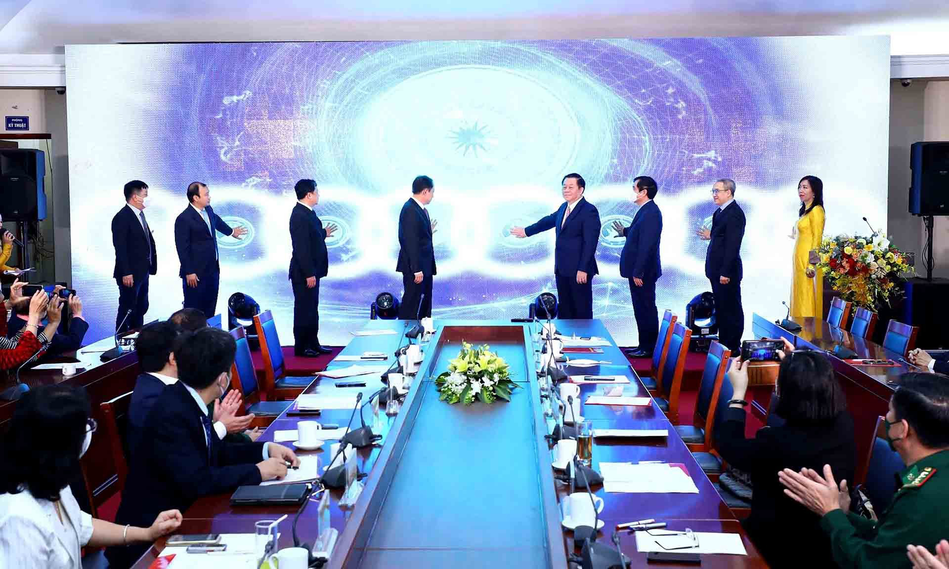 Phát động Cuộc thi và Triển lãm ảnh Tự hào một dải biên cương
