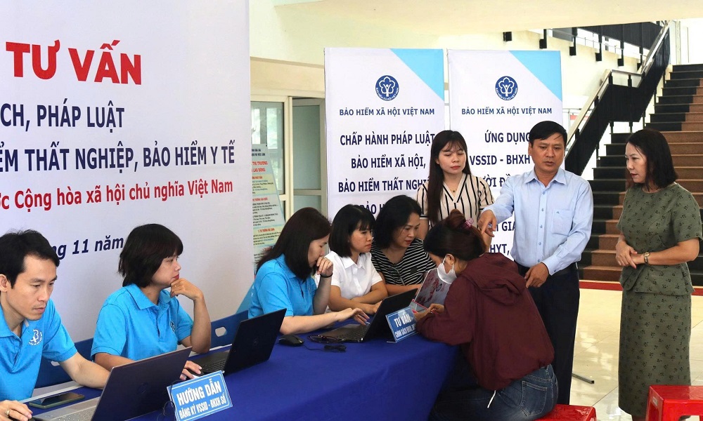 BHXH tỉnh Đắk Lắk tổ chức Điểm tư vấn chính sách, pháp luật về BHXH, BHYT, BHTN