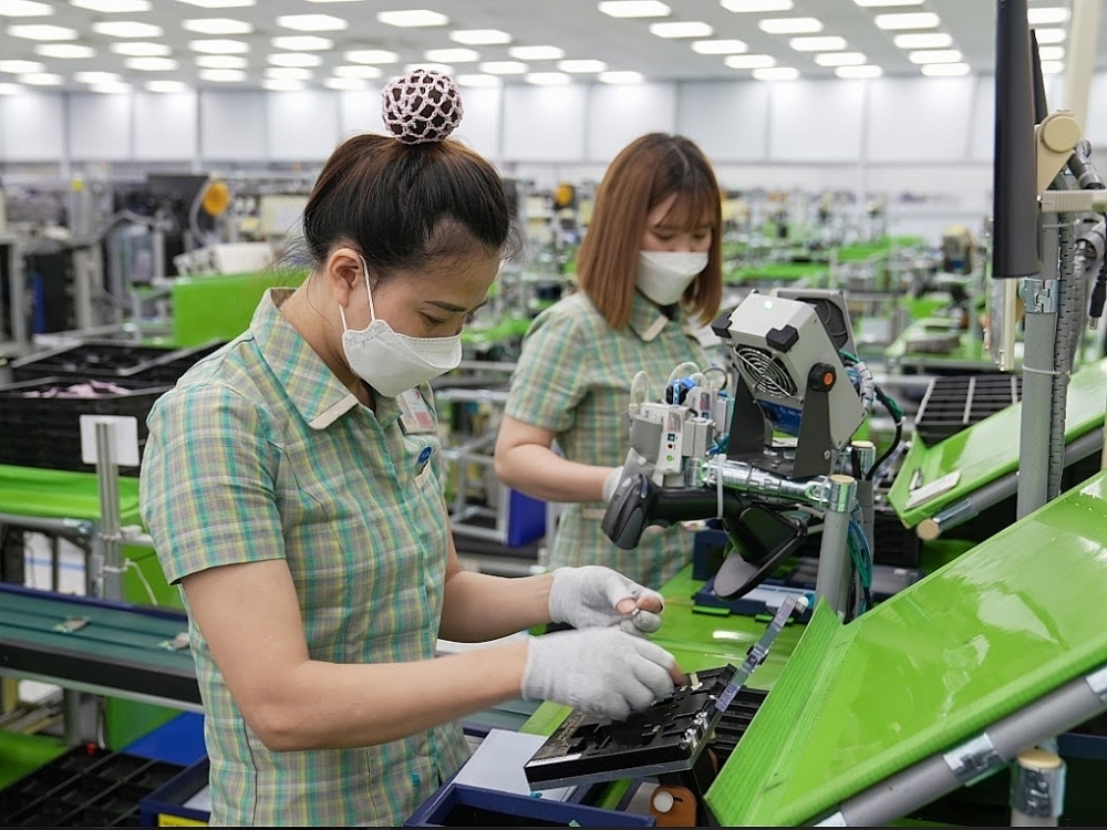 Hoạt động sản xuất tại Sam Sung Việt Nam