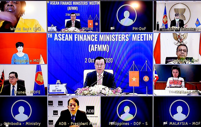 Đại biểu tham dự hội nghị tại điểm cầu các nước.