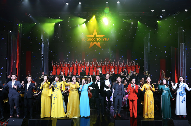 Chương trình Live Concert Tổ Quốc Tôi Yêu.