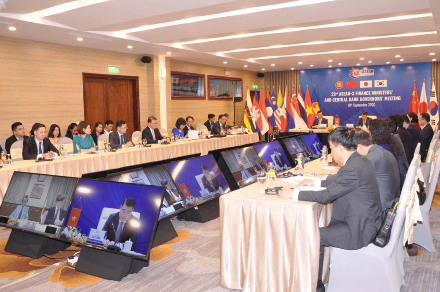 Toàn cảnh Hội nghị trực tuyến Bộ trưởng Tài chính và Thống đốc Ngân hàng Trung ương ASEAN+3 (ngày 18/9/2020).