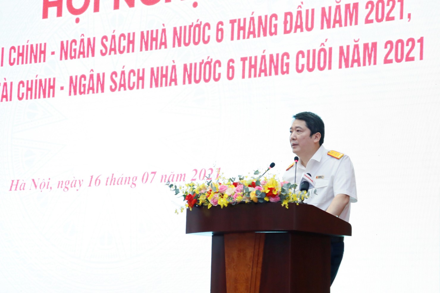 5.	Tổng Cục trưởng Tổng cục Thuế Cao Anh Tuấn phát biểu tham luận tại Hội nghị