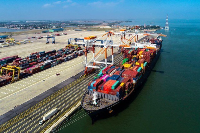 Bộ Tài chính tiếp tục đề nghị TP. Hồ Chí Minh sửa quy định về thu phí hạ tầng cảng biển