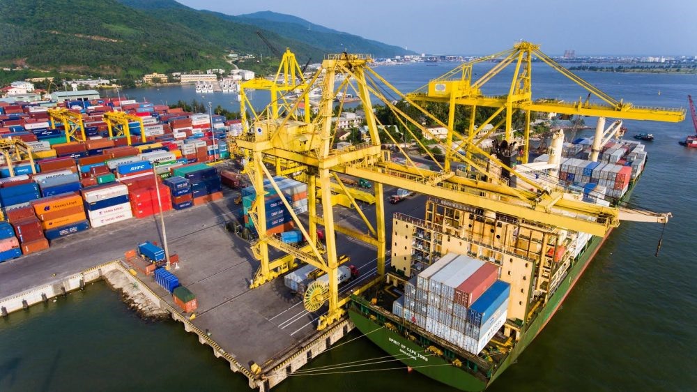 Mạnh tay rót vốn hoàn thiện hệ thống logistics
