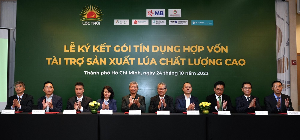 Lộc Trời ký kết gói tín dụng 100 triệu USD với 7 ngân hàng. Ảnh: HQ