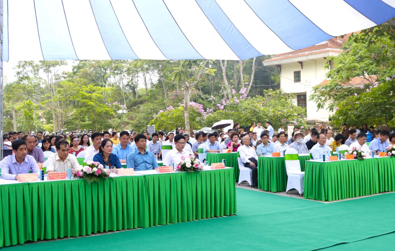 Thúc đẩy thực hiện giải pháp sáng tạo đối phó với cuộc khủng hoảng đa dạng sinh học