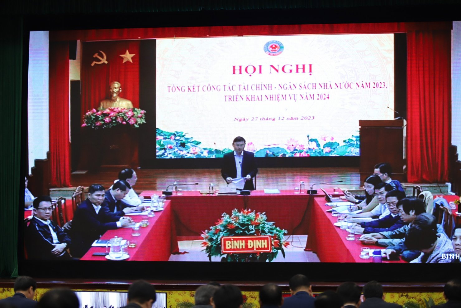 Ông Nguyễn Tự Công Hoàng – Phó Chủ tịch UBND tỉnh Bình Định phát biểu tại Hội nghị.