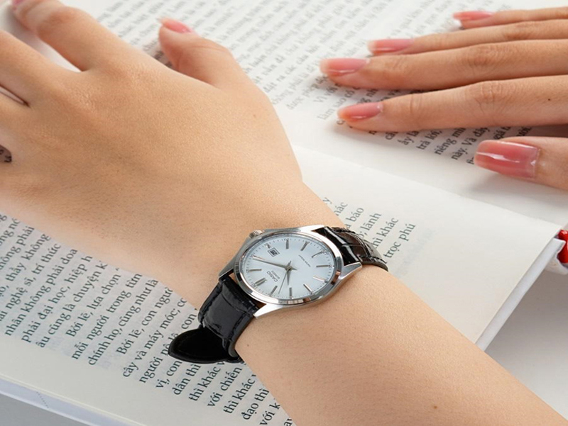 Thiết kế Casio LTP-1183E-7ADF dây da thanh lịch đang mở bán tại Đồng Hồ Hải Triều.