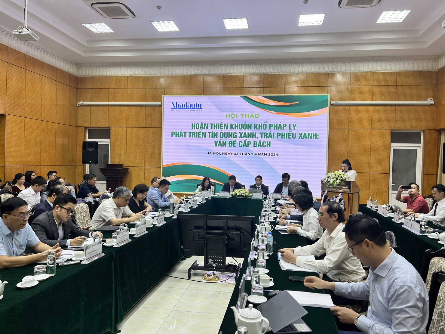 Toàn cảnh Hội nghị.