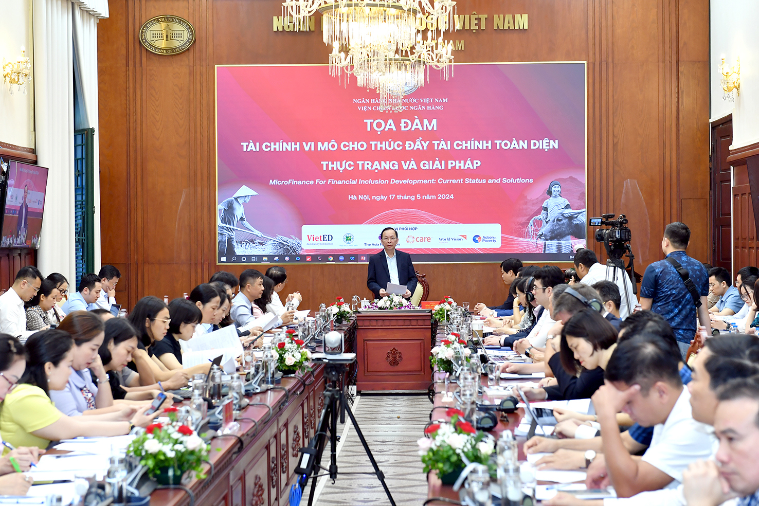 Toàn cảnh Tọa đàm: “Tài chính vi mô cho thúc đẩy tài chính toàn diện – thực trạng và giải pháp”.