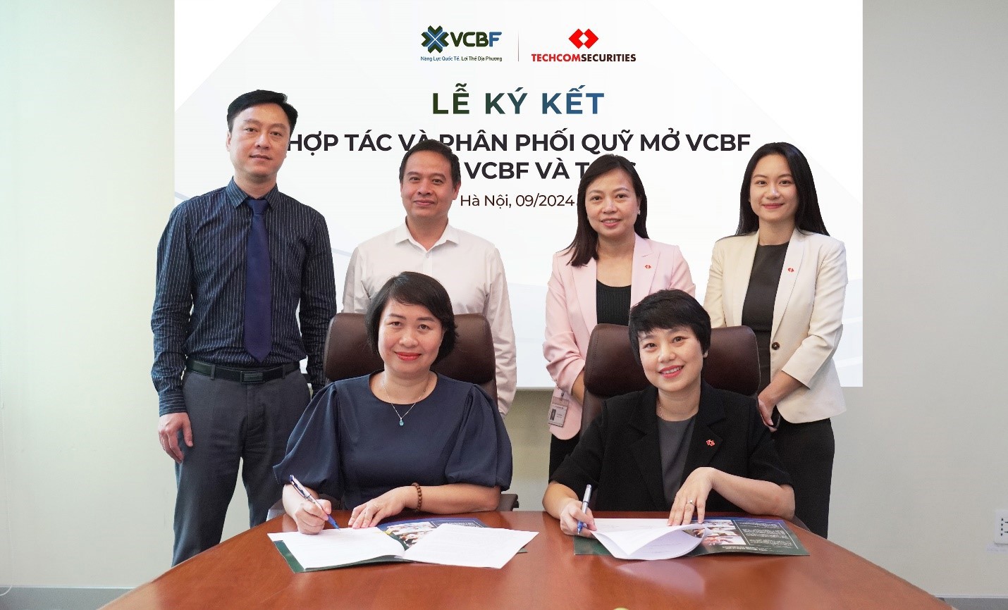 Lễ ký kết hợp tác phân phối chứng chỉ quỹ giữa VCBF và TCBS