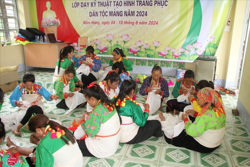 Chính sách khuyến công hỗ trợ phát triển nghề truyền thống