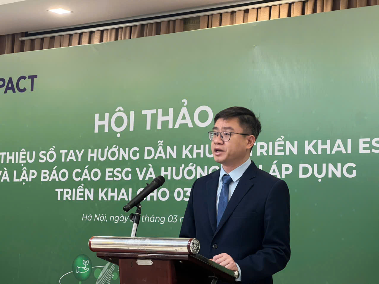Ông Nguyễn Đức Trung, Phó Cục trưởng, Cục Phát triển Doanh nghiệp tư nhân và Kinh tế tập thể (Bộ Tài chính) phát biểu khai mạc Hội thảo