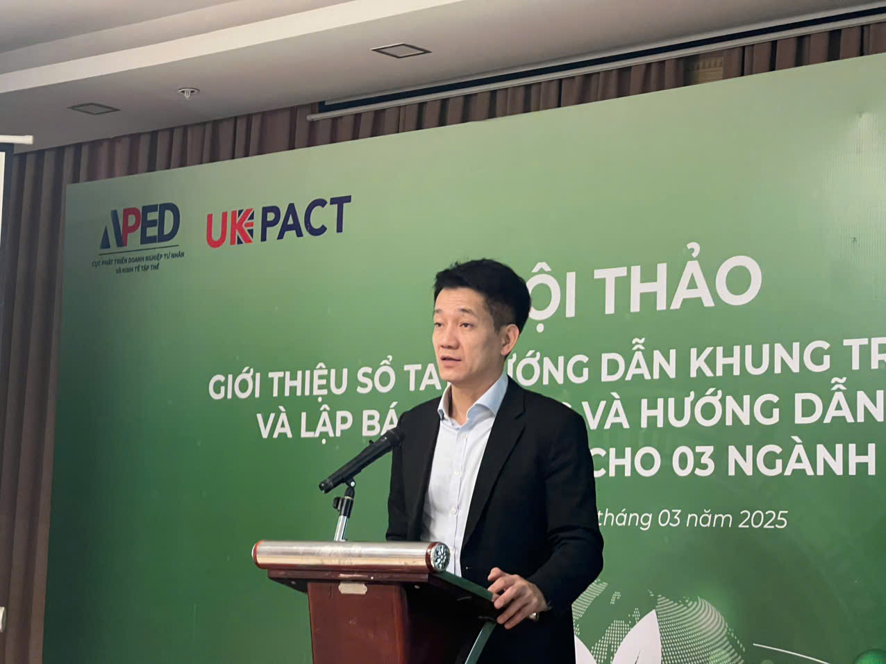Ông Nguyễn Việt Long, Phó Tổng Giám đốc, Tư vấn, Công ty TNHH Ernst & Young Việt Nam cho biết việc xây dựng Sổ tay ESG cùng các phiên bản được chuyên biệt hóa cho các ngành, giúp cộng đồng doanh nghiệp hiểu và thực hiện ESG một cách thuận lợi