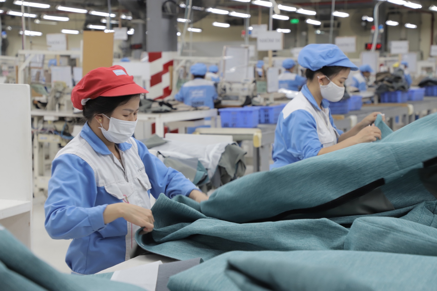 TP. Hà Nội quyết tâm đạt mục tiêu tăng trưởng GRDP năm 2025 đạt 8% trở lên