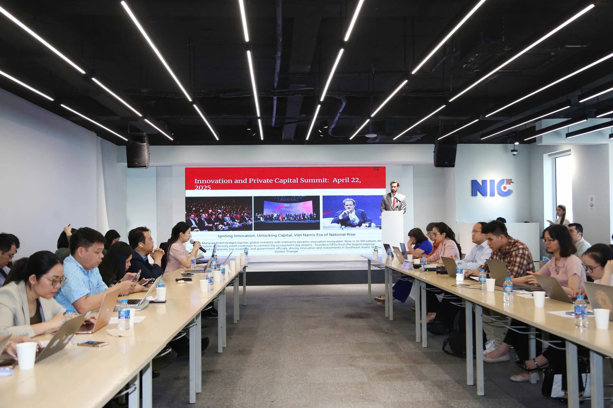 Thu hút nguồn vốn phát triển khoa học, công nghệ và đổi mới sáng tạo