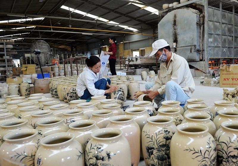 Để doanh nghiệp nhỏ và vừa thuận lợi tiếp cận vốn vay phát triển sản xuất