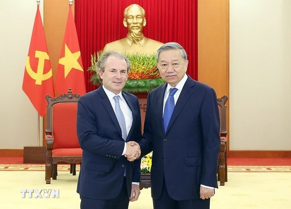 Tổng Bí thư Tô Lâm tiếp ông Daniel Rosen, Giám đốc điều hành Tập đoàn Rosen Partners LLC (Hoa Kỳ). Ảnh: Thống Nhất/TTXVN.  