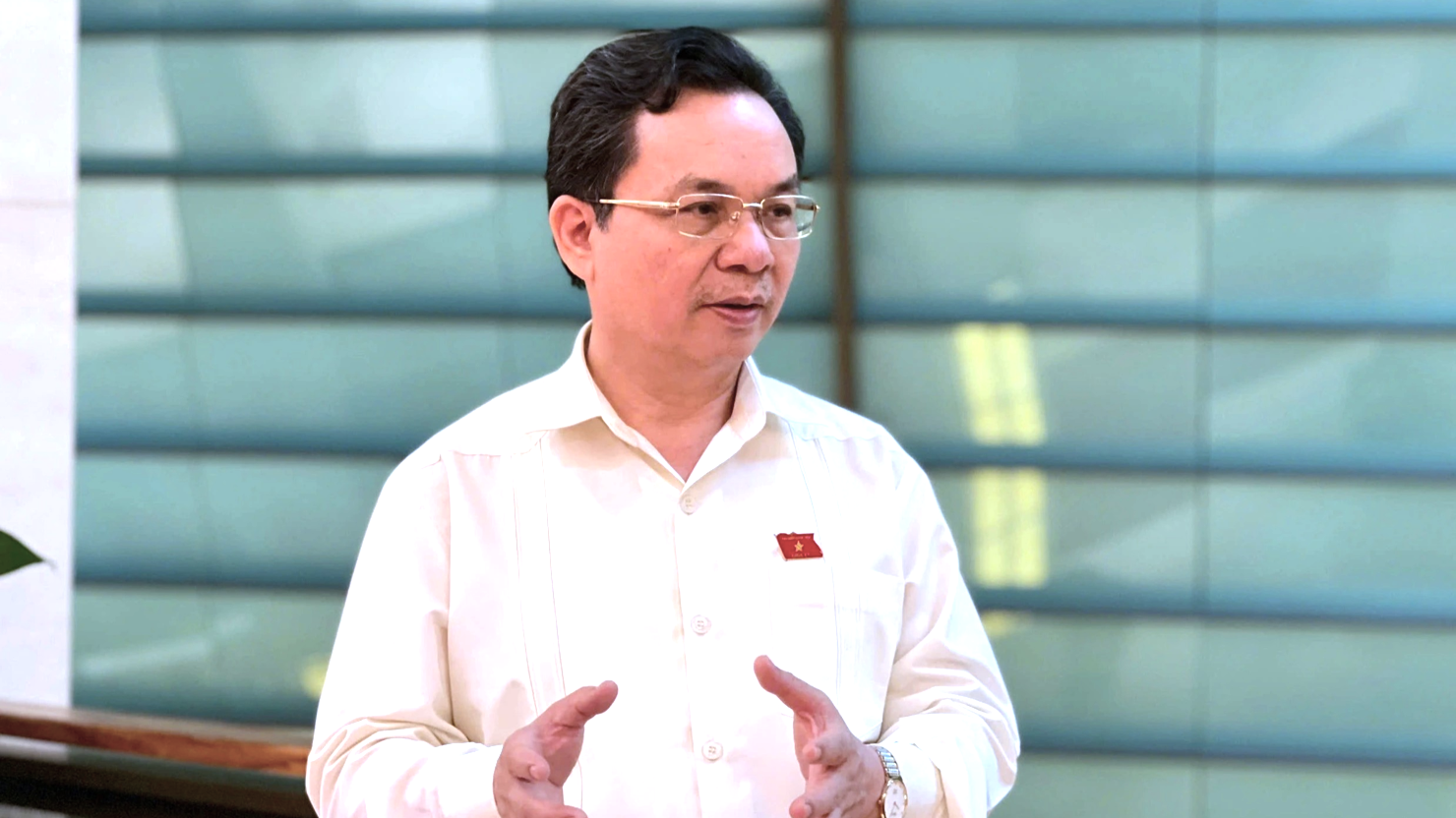 Đại biểu Hoàng Văn Cường - Đại biểu Quốc hội TP. Hà Nội.