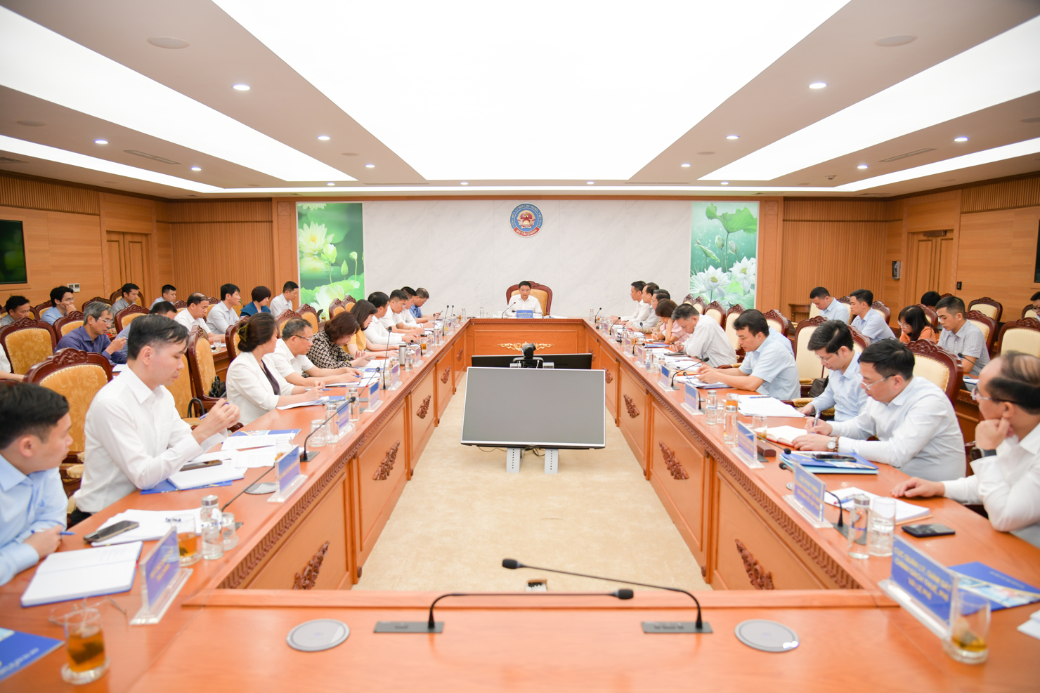 Toàn cảnh hội nghị.