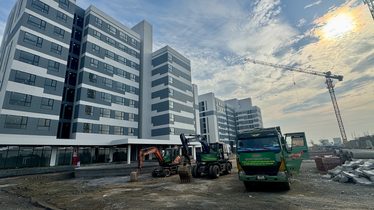 Một trong những dự án nhà ở xã hội được triển khai xây dựng tại huyện Duy Tiên, tỉnh Hà Nam thời gian qua.