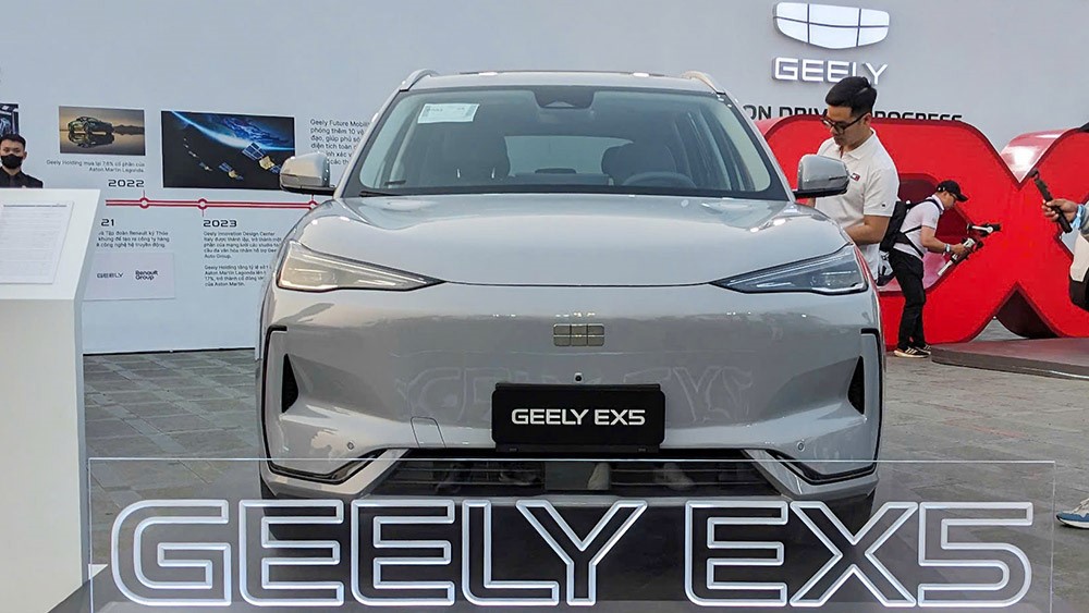 Geely EX5 đã có màn xuất hiện trong lễ giới thiệu mẫu xe Coolray. 