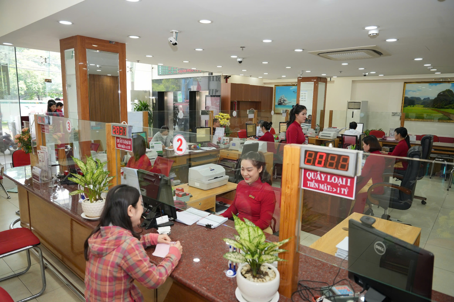 Nhóm Ngân hàng tiếp tục là đầu kéo phát hành trái phiếu doanh nghiệp