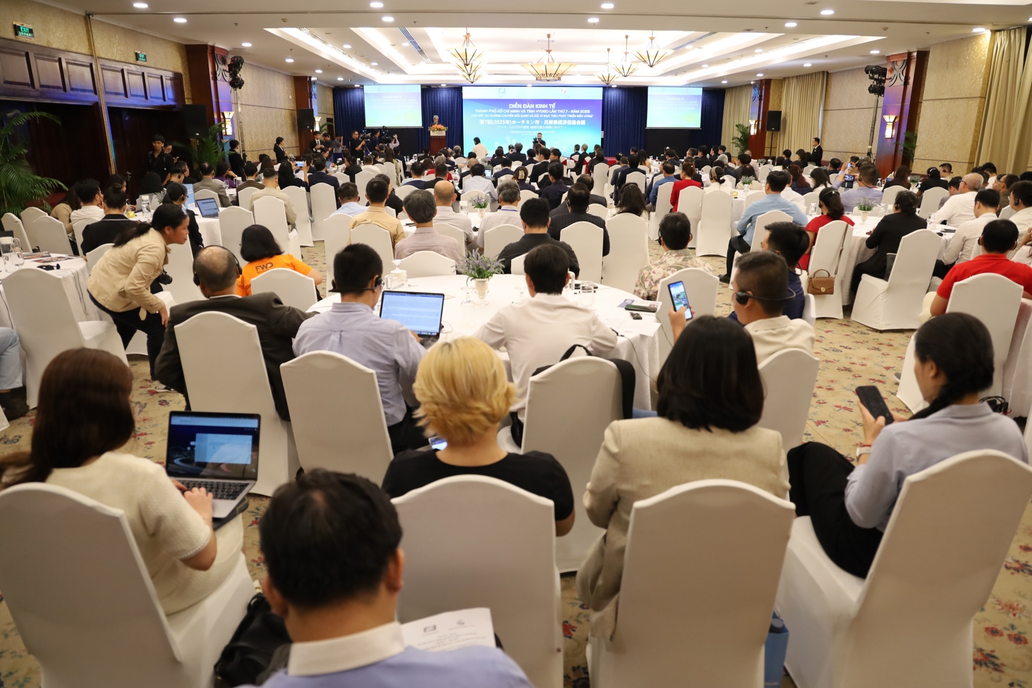 Hội nghị thu hút 250 doanh nghiệp 2 nước tham dự