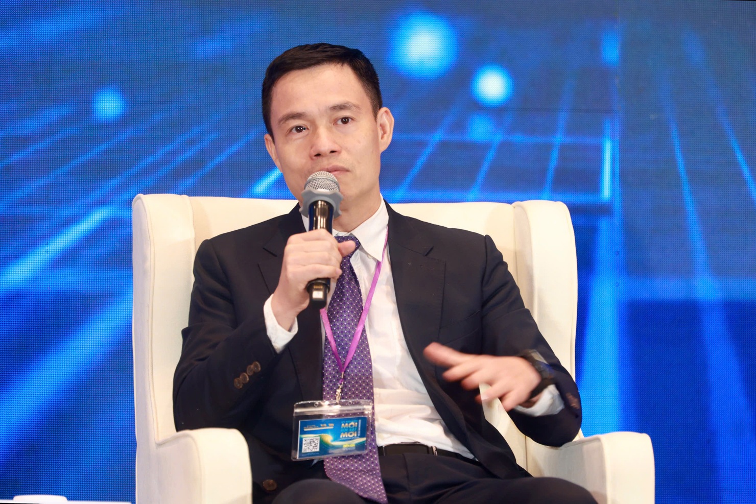 Lê Đức Khánh - Giám đốc Phân tích Công ty Chứng khoán VPS tại phiên thảo luận Diễn đàn VWAS 2025.