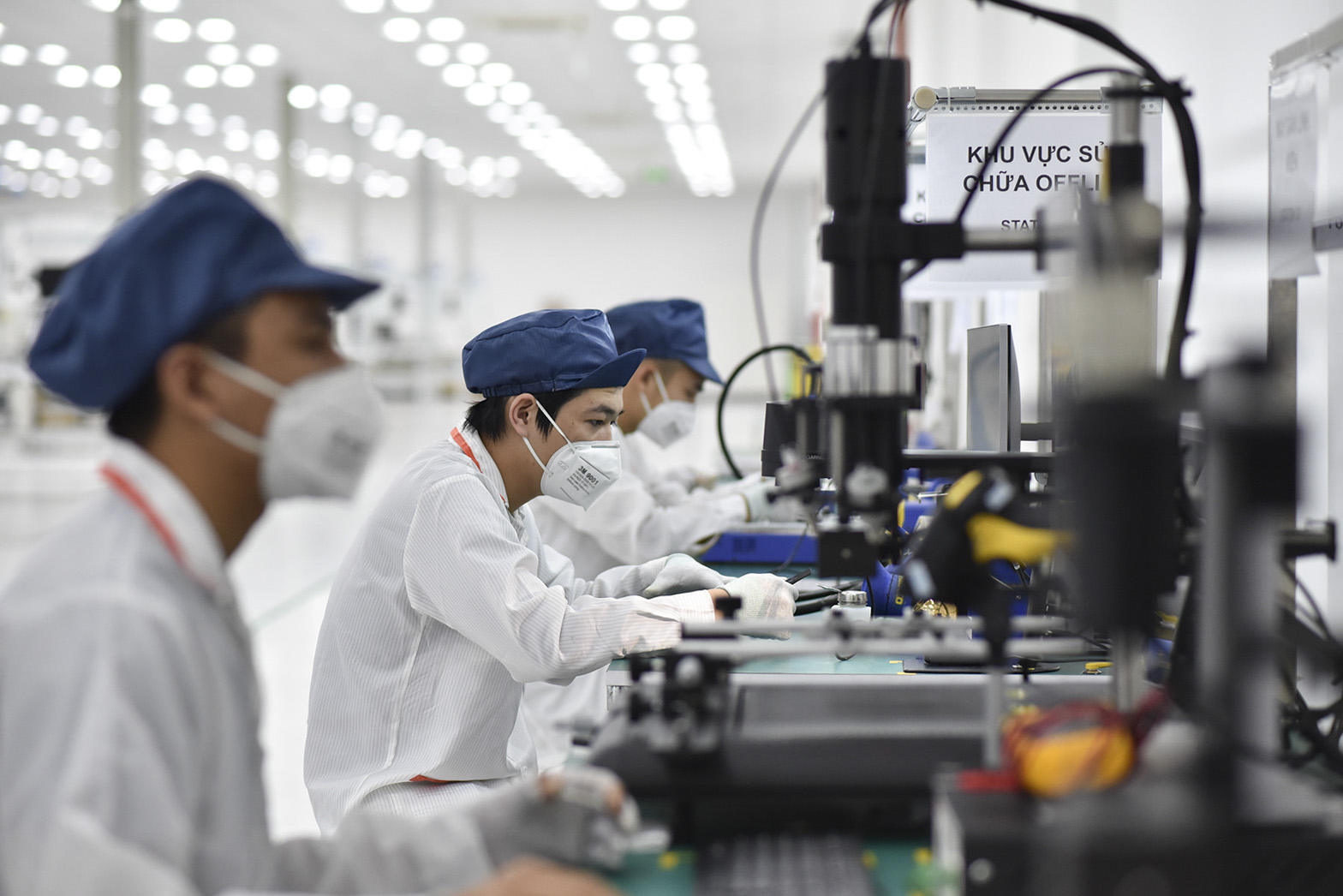 Chỉ số PMI ngành sản xuất Việt Nam tiếp tục xu hướng cải thiện và ổn định