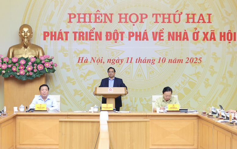 Thủ tướng Phạm Minh Chính - Trưởng Ban Chỉ đạo Trung ương về chính sách nhà ở và thị trường bất động sản phát biểu tại Phiên họp.