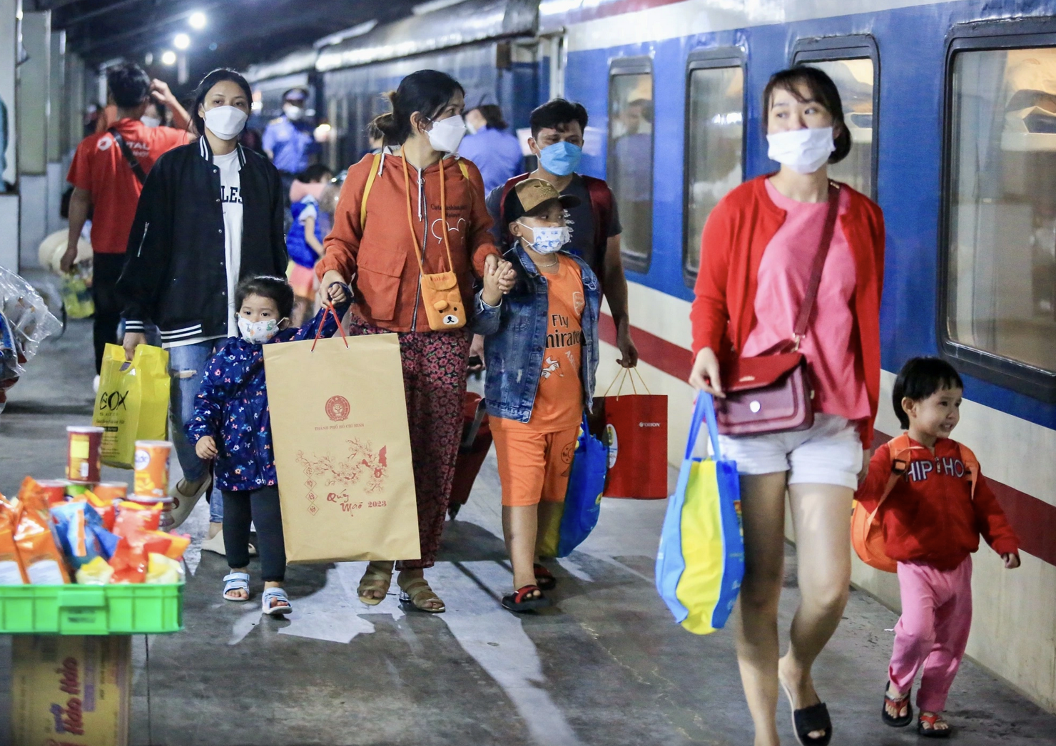 Ngành Đường sắt đã bán 64.200 vé tàu Tết Bính Ngọ 2026 sau 1 tháng mở bán. Ảnh minh họa