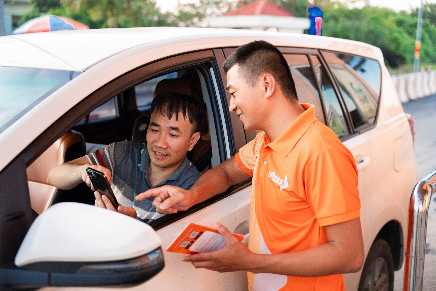 Người dùng được hướng dẫn liên kết ePass  