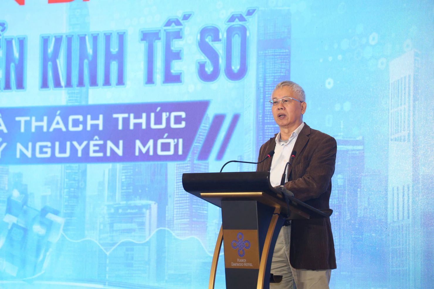 TS. Nguyễn Đức Kiên – nguyên Phó Tổ trưởng Tổ tư vấn kinh tế của Thủ tướng.